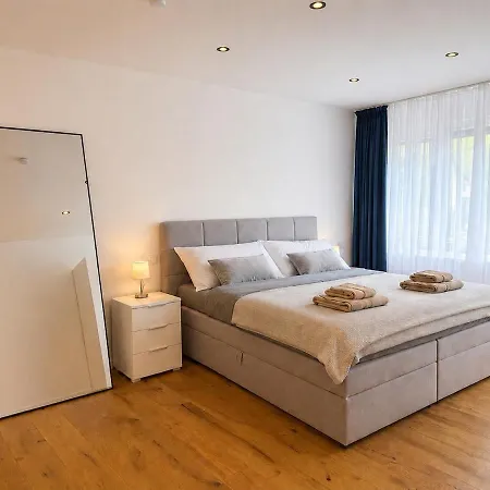 Luxus Mit Albpanorama 120 M2 - 6 Gaeste * Bissingen an der Teck