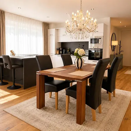 Luxus Mit Albpanorama 120 M2 - 6 Gaeste *